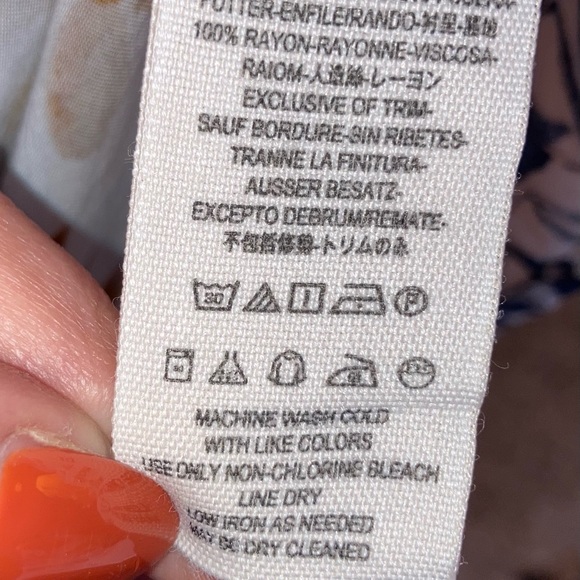 Women’s Socialite dress with twist front size large NWOT - Picture 9 of 9